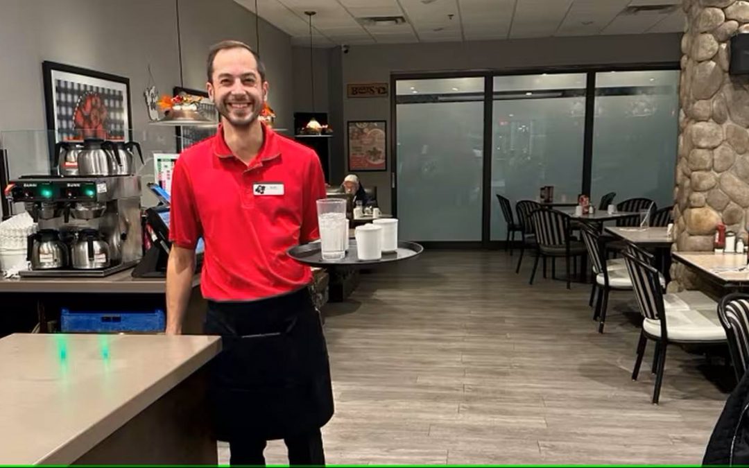 A Waiter in Canada is Learning Cree to Better Serve Customers: ‘Immediately People Would Light Up’