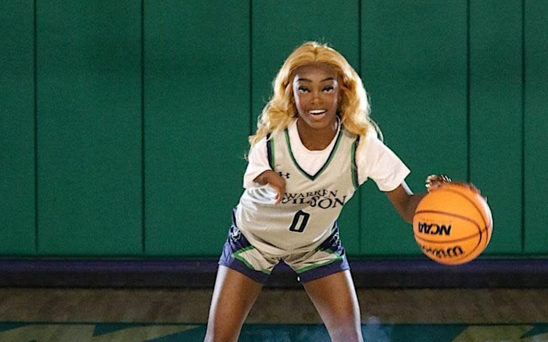 One-Armed Player Has Made History in Women’s College Basketball – And She’s Become a Role Model for Others