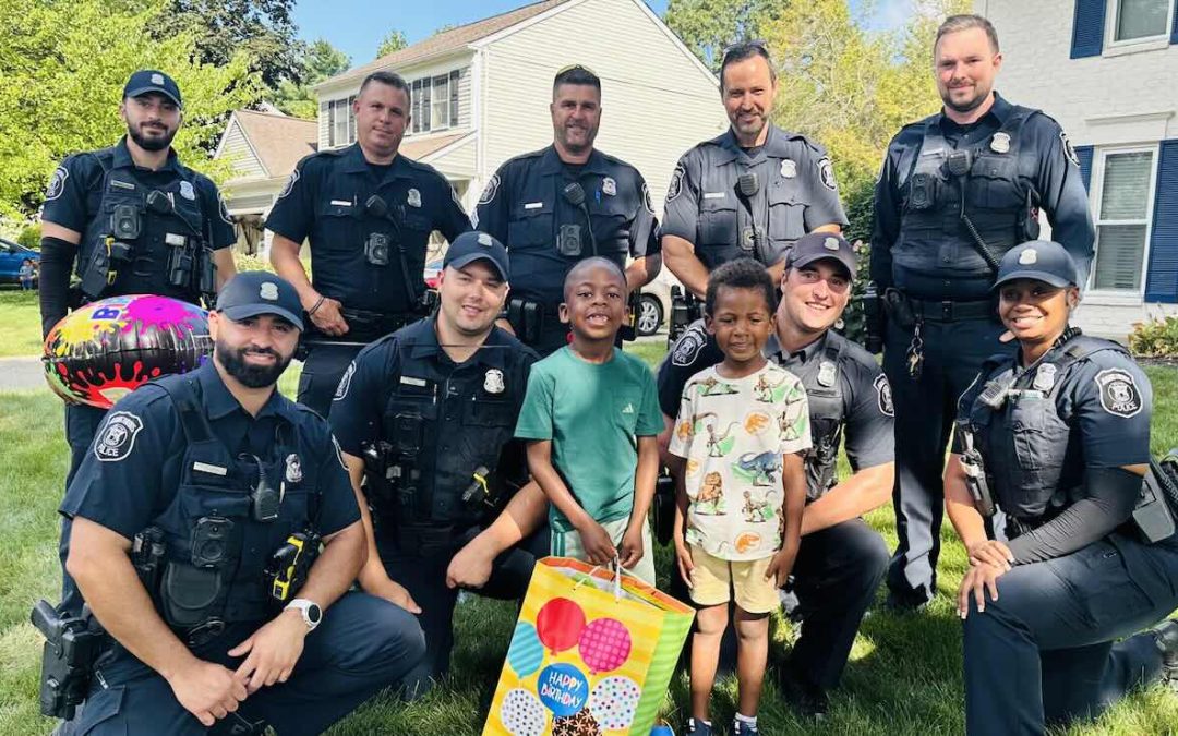 A Policing Act of Kindness After Little Boy in Detroit Calls 911 to Chat About Soccer